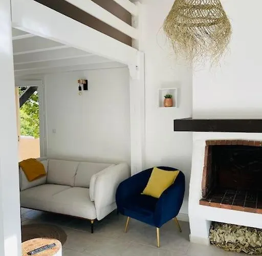 Mini Agosta Villa *